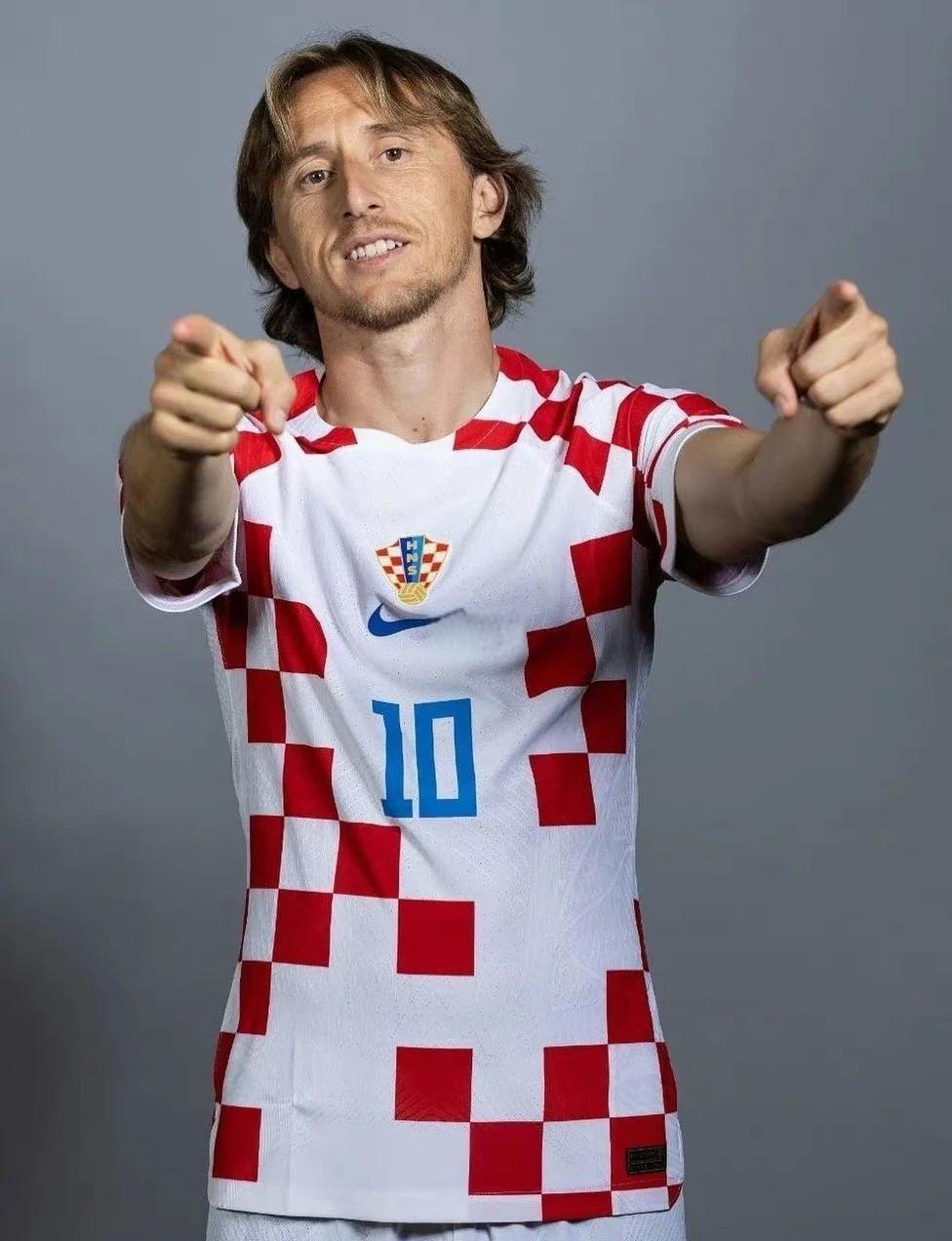 继续低迷13中4，火箭队4号位打没信心，卡佩拉跌出轮换，交易太阳赚了